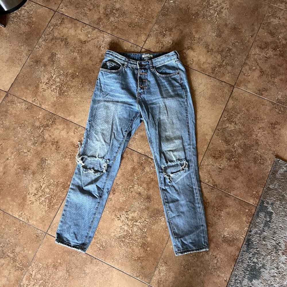 Billabong Ripped Knee Light Wash Jeans - Size 26 with Button-Up Front